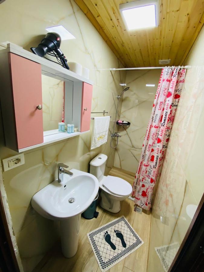 "Mani Guest House" Гирокастра Экстерьер фото