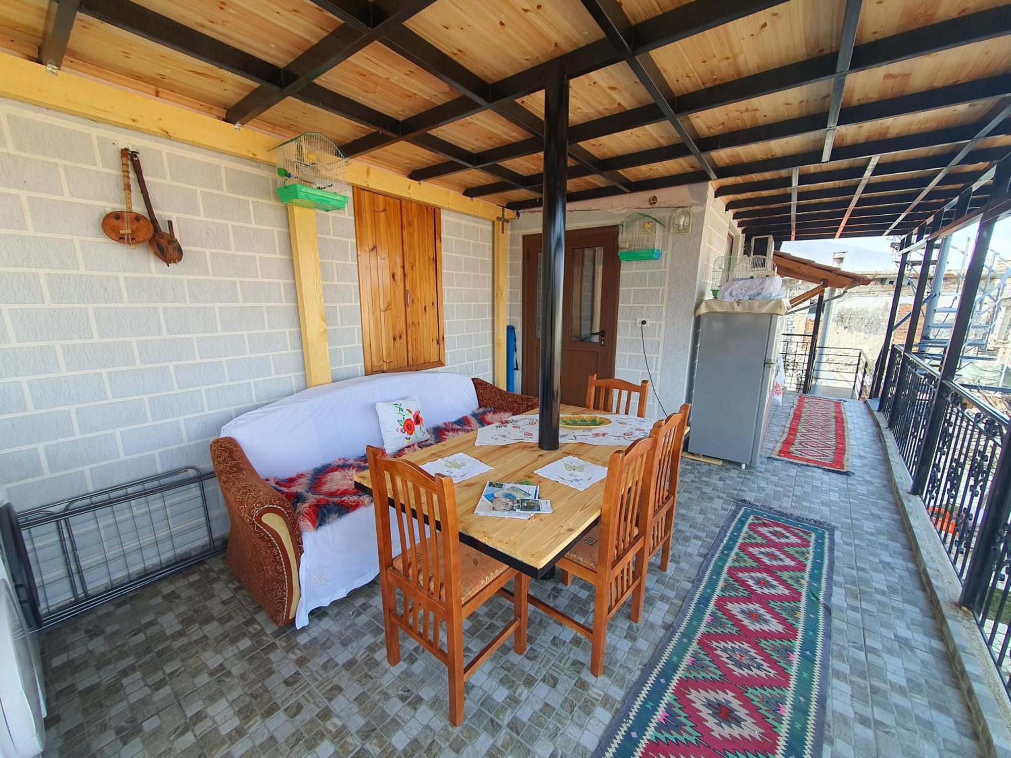 "Mani Guest House" Гирокастра Экстерьер фото